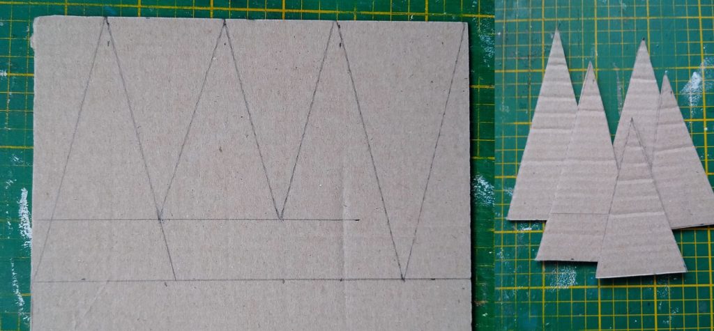 choinki z tekturki na kartkę mixedmedia