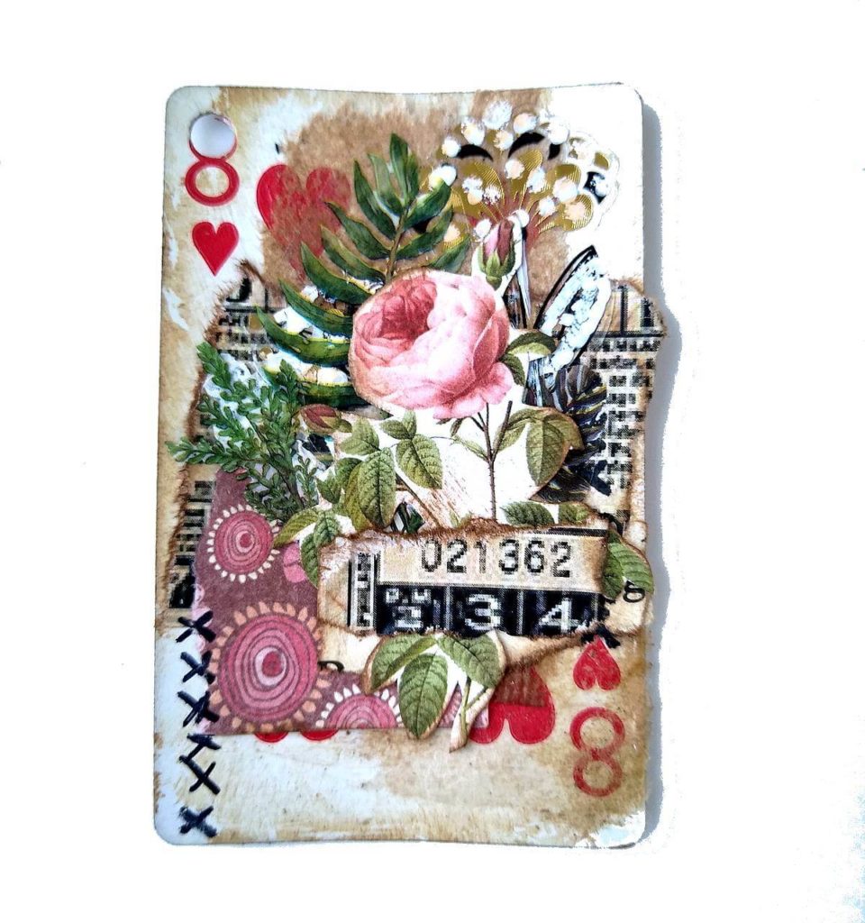 karta z użyciem mediów